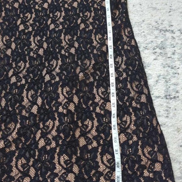 Aritzia Babaton Black Dress 10 Lace Nude lining - Picture 11 of 11
